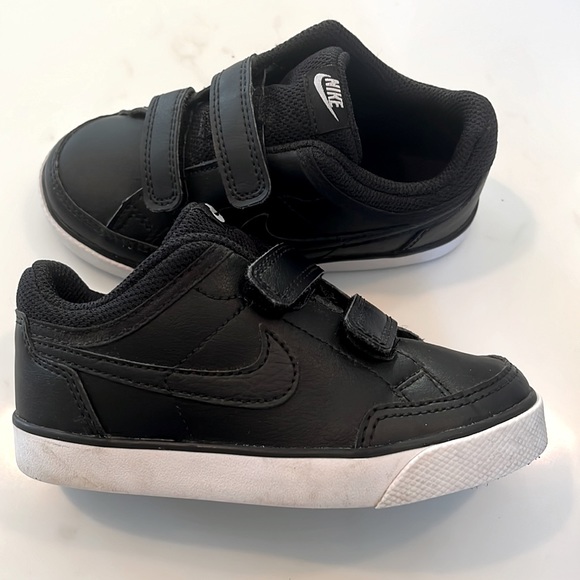 Bundle of size 9 Toddler Shoes Sneaker / Sandals / Boots - Picture 2 of 5